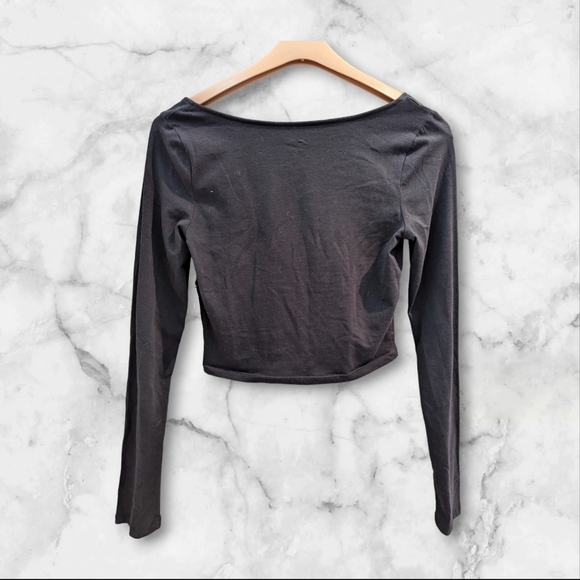 SO The Favorite Tee Long Sleeved Black Ruffled Crop Top - Picture 2 of 5